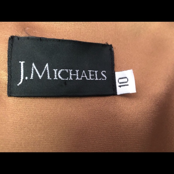 J. MICHAELS Black Asymmetric Dress
18”B
16”W
17”H - Picture 3 of 3